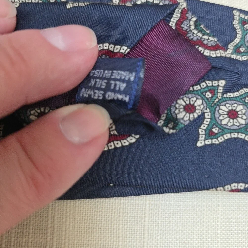 Vintage 100% Silk Jos A Bank Classic Patterned Neckties Lot